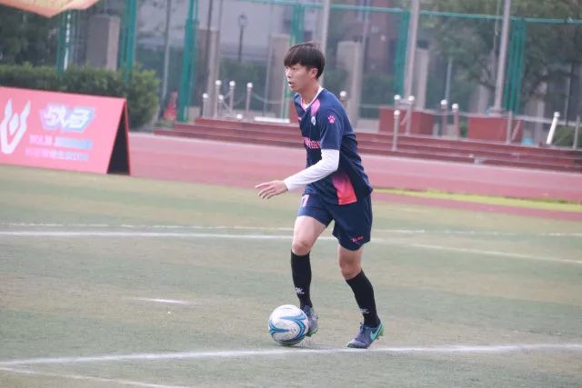 中国女排3-0战胜伊朗，庄宇珊独得18分展现主攻能力